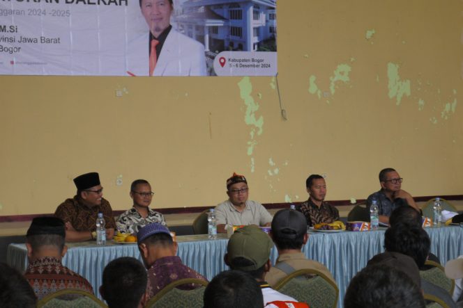 
					Di Hadapan Aktivis Kampung Ramah Lingkungan Gunungputri, Dedi Aroza Sosialisasikan Perda Terkait Lingkungan Hidup