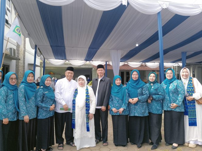 
					Legislator Jawa Barat Apresiasi Kegiatan BKMT di Cigombong