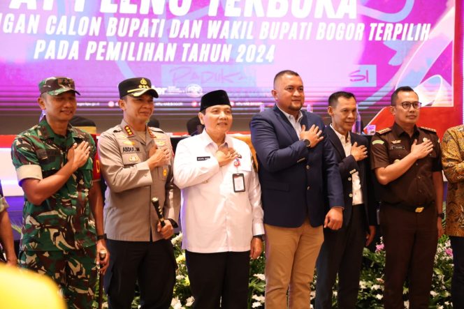 
					KPU Kabupaten Bogor Tetapkan Rudi Susmanto dan Ade Ruhandi Sebagai Bupati-Wakil Bupati Bogor